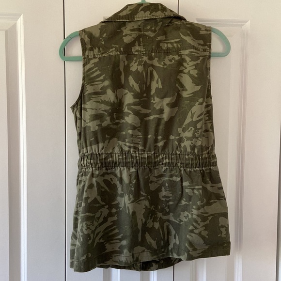 Decree Camouflage Vest Small - Picture 2 of 3